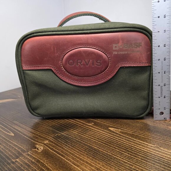 ORVIS BATTENKILL HANGING TRAVEL KIT, CANVAS AND LEATHER - Picture 11 of 13
